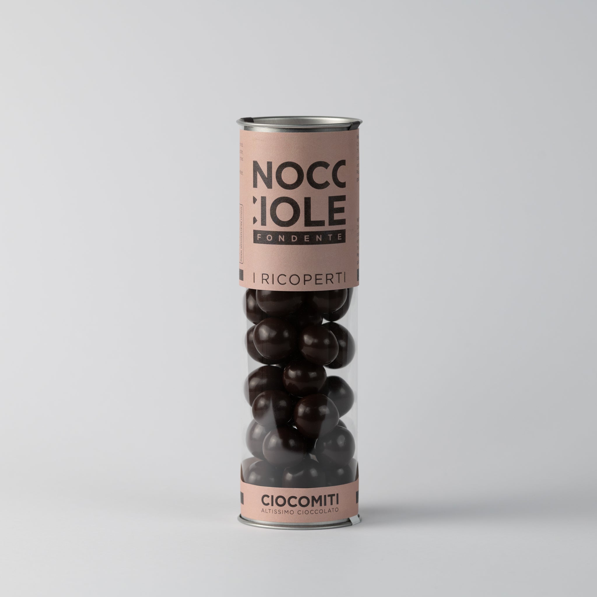 Nocciole tostate ricoperte di cioccolato fondente