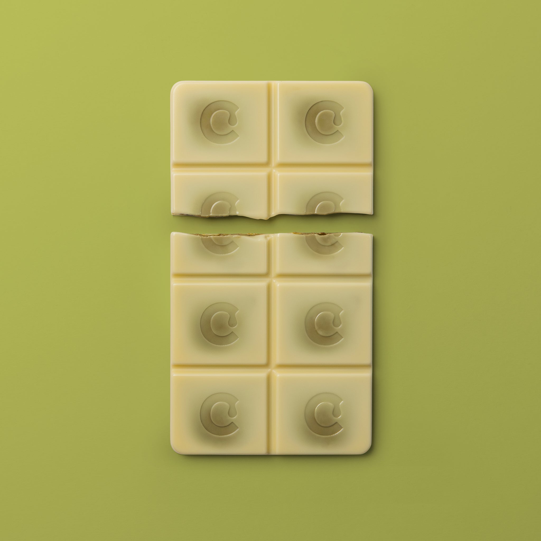 Tavoletta al bianco ripieno al Pistacchio